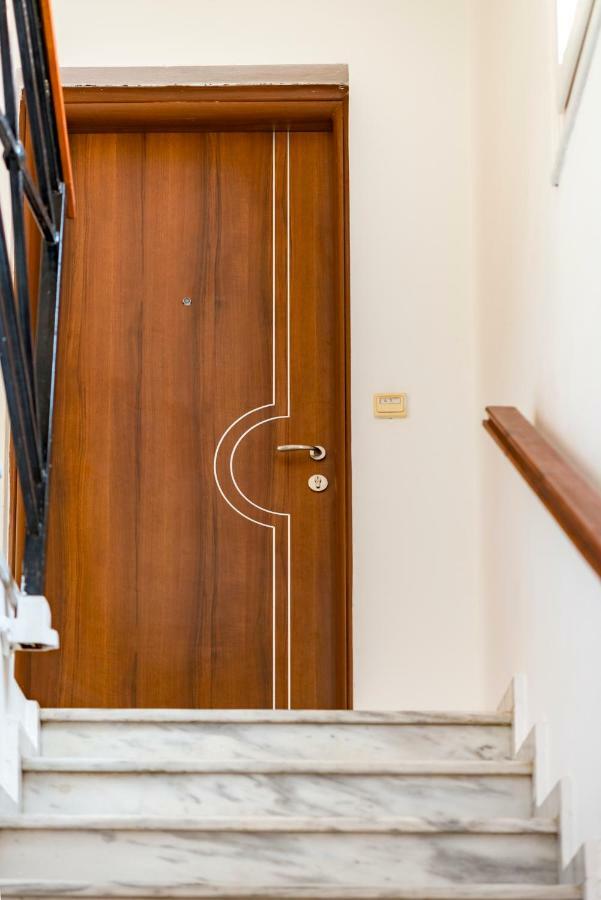 Ethrionplus Two Rooms Apartments Balconies 100 M From The Port Ermupoli Exteriér fotografie